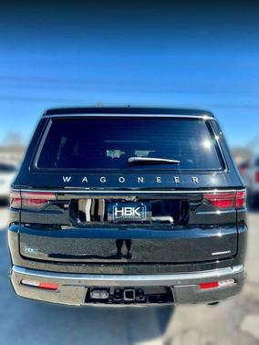 2022 Jeep Wagoneer Series III 4x2