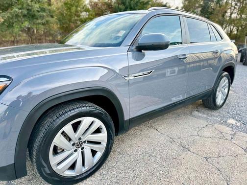 2021 Volkswagen Atlas Cross Sport 3.6L V6 SE w/Technology