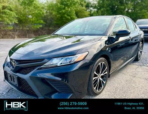 2020 Toyota Camry SE