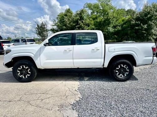2018 Toyota Tacoma SR