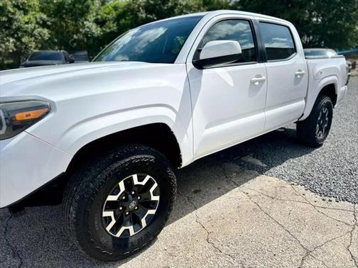 2018 Toyota Tacoma SR