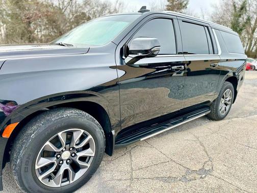 2021 Chevrolet Suburban LT