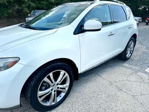 2011 Nissan Murano LE