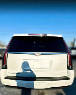 2018 Cadillac Escalade Sport