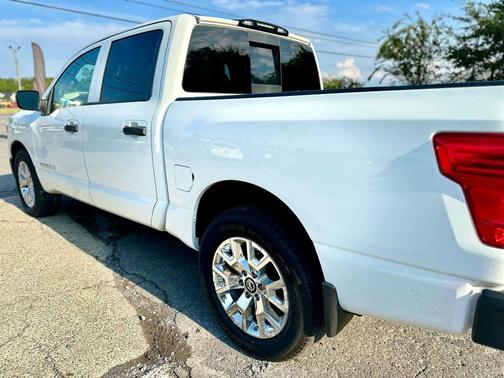 2017 Nissan Titan S