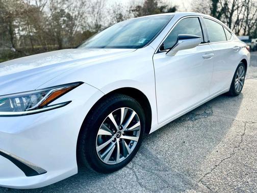 2020 Lexus ES 350 Base