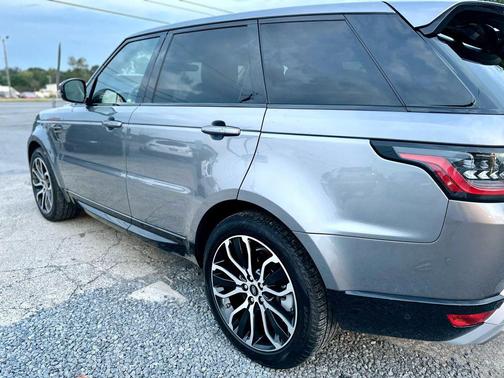 2021 Land Rover Range Rover Sport HSE Silver Edition