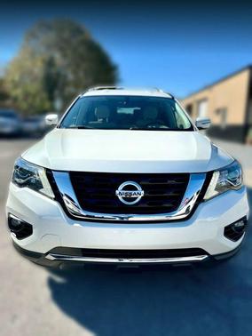 2019 Nissan Pathfinder SV