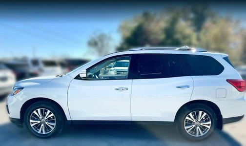 2019 Nissan Pathfinder SV