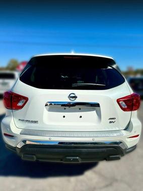 2019 Nissan Pathfinder SV