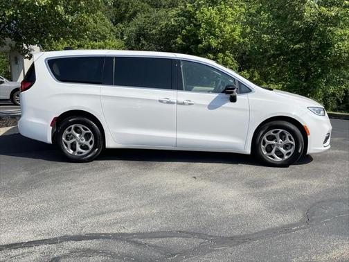 2024 Chrysler Pacifica Limited