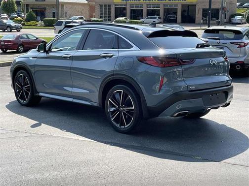 2022 INFINITI QX55 ESSENTIAL