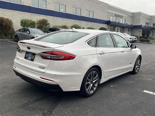 2019 Ford Fusion Hybrid Titanium