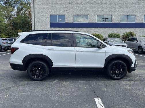 2022 Honda Pilot AWD TrailSport