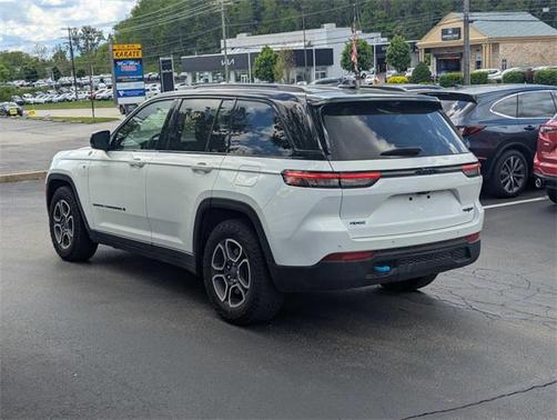 2023 Jeep Grand Cherokee 4xe Trailhawk