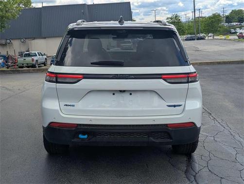 2023 Jeep Grand Cherokee 4xe Trailhawk