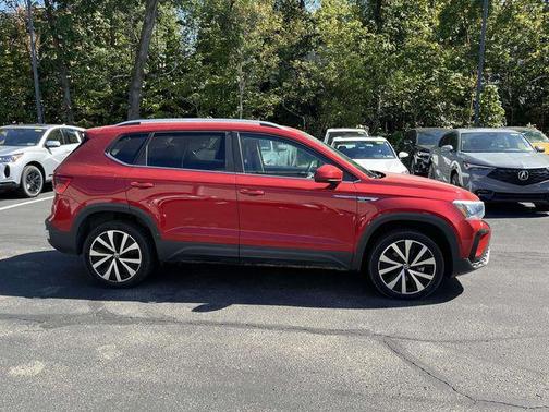 2022 Volkswagen Taos 1.5T SE