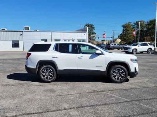 2023 GMC Acadia FWD SLE