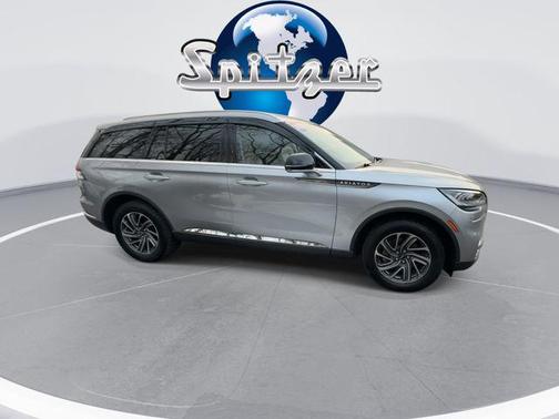 2023 Lincoln Aviator Standard AWD
