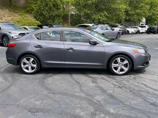 2013 Acura ILX 2.0L Technology