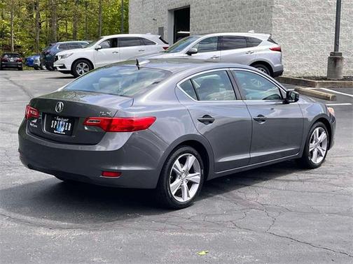 2013 Acura ILX 2.0L Technology
