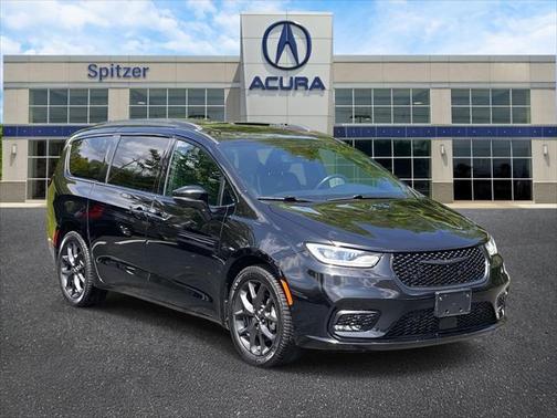 2022 Chrysler Pacifica Limited