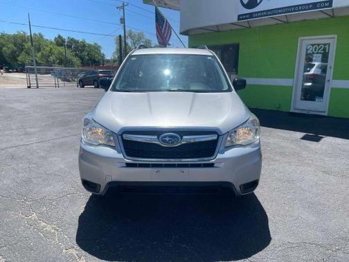 Ice Silver Metallic 2015 Subaru Forester 2.5i