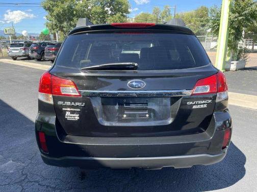 2010 Subaru Outback 2.5i Premium