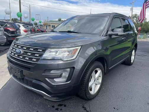2017 Ford Explorer XLT