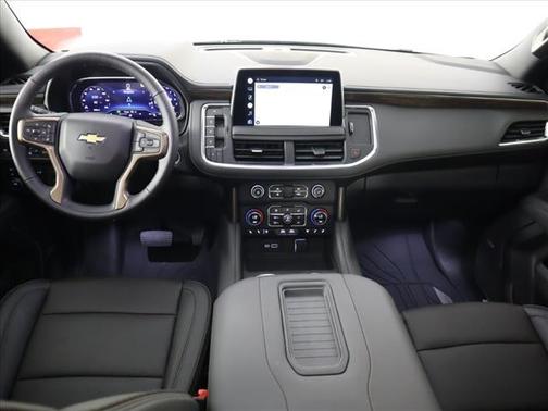 Photo 3 of 37 of 2022 Chevrolet Suburban High Country