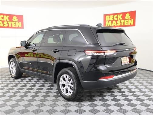 Photo 2 of 37 of 2022 Jeep Grand Cherokee Limited