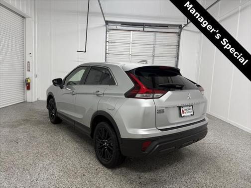 2025 Mitsubishi Eclipse Cross LE