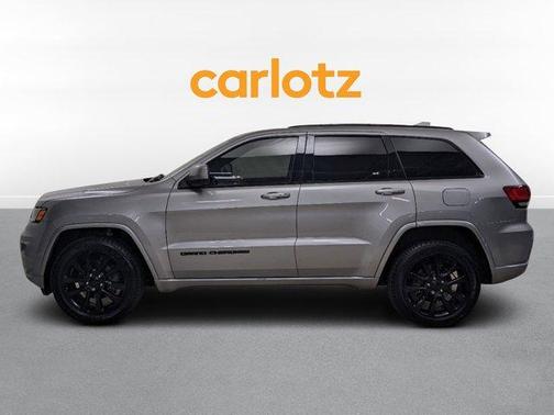 Photo 5 of 34 of 2018 Jeep Grand Cherokee Altitude