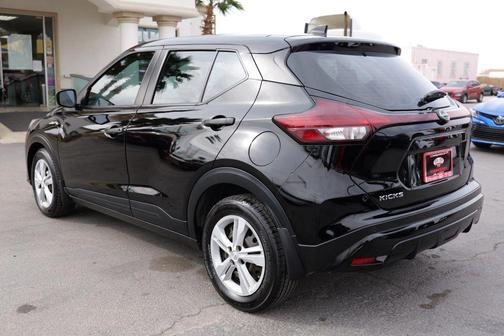 2024 Nissan Kicks S