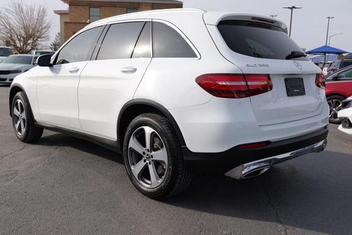 2019 Mercedes-Benz GLC 300 Base
