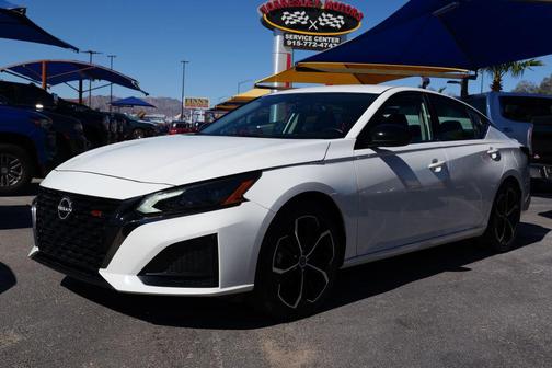 2024 Nissan Altima SR FWD