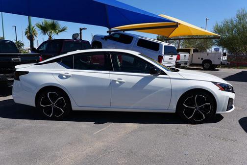 2024 Nissan Altima SR FWD