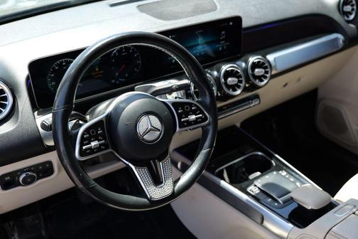 Black 2021 Mercedes-Benz GLB 250 4MATIC