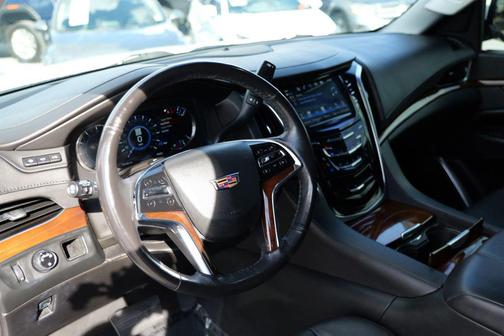2019 Cadillac Escalade Premium Luxury