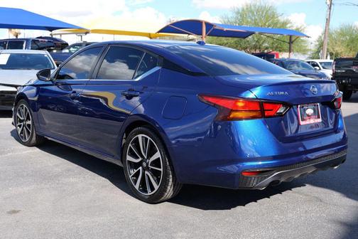 2021 Nissan Altima SR FWD