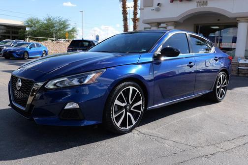 2021 Nissan Altima SR FWD