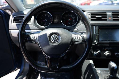Silk Blue Metallic 2018 Volkswagen Jetta 1.4T SE