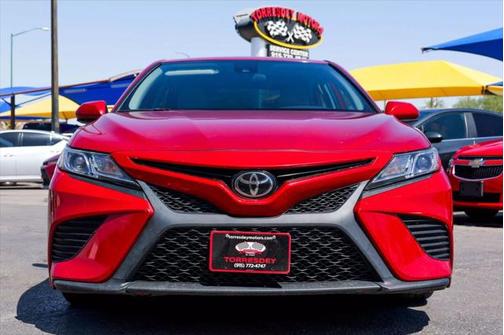 2019 Toyota Camry SE