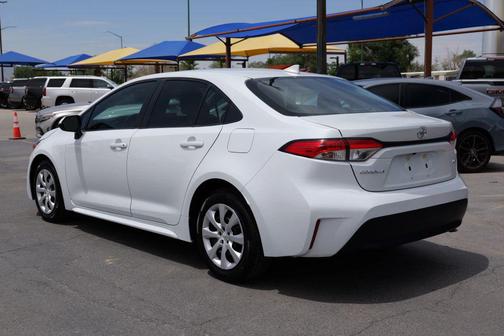 Ice Cap 2025 Toyota Corolla LE