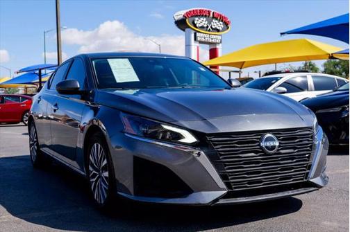 2023 Nissan Altima 2.5 SV