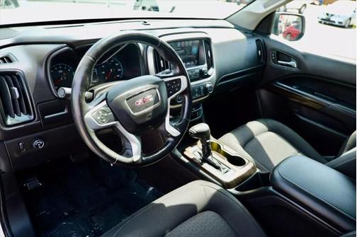 2017 GMC Canyon SLE
