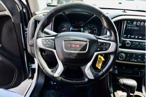 2017 GMC Canyon SLE