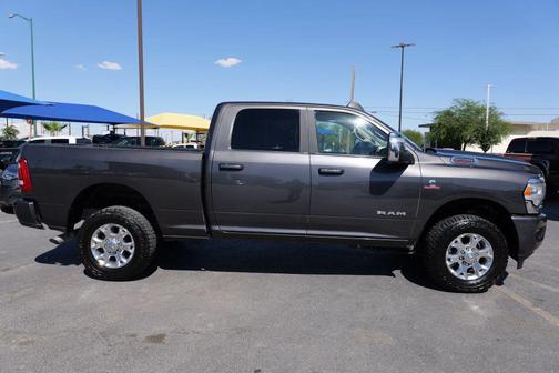 2024 RAM 2500 Laramie Crew Cab 4x4 6'4' Box