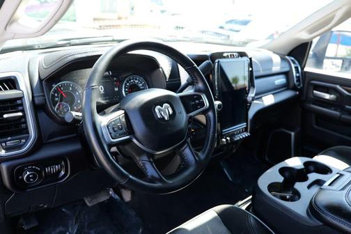 2024 RAM 2500 Laramie Crew Cab 4x4 6'4' Box