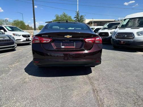 2021 Chevrolet Malibu FWD LT